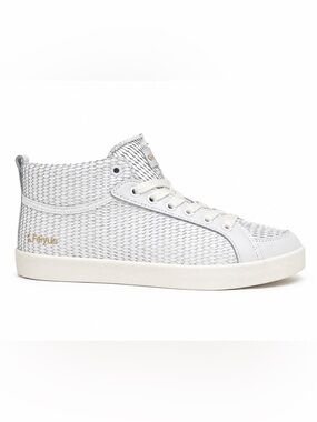 FEIYUE DELTA LEATHER MID DRAGON SCALE | White | Size 9 | NEW in BOX!! 👟🩶